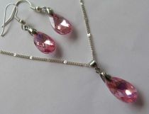 Pendentif larme 6106-16mm Light Rose x1